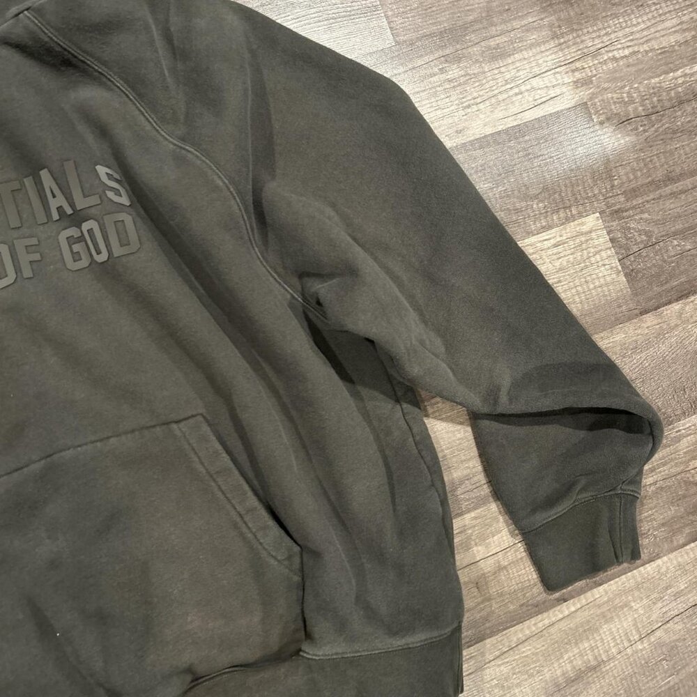 Essentials Fear Of God Hoodie In Off Black - Picture 4 of 6